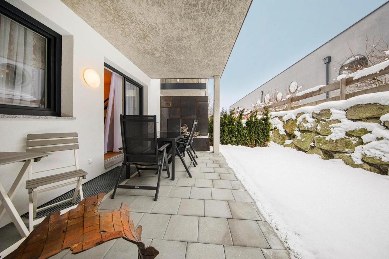 Apartment In Neukirchen With A Carport Neukirchen am Großvenediger Exterior foto